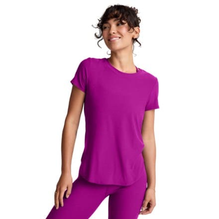 Beyond Yoga On the Down Low T-Shirt - Women's 0