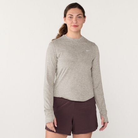 Nike Swift Dri-FIT UV Long-Sleeve Crewneck Top - Women's 1