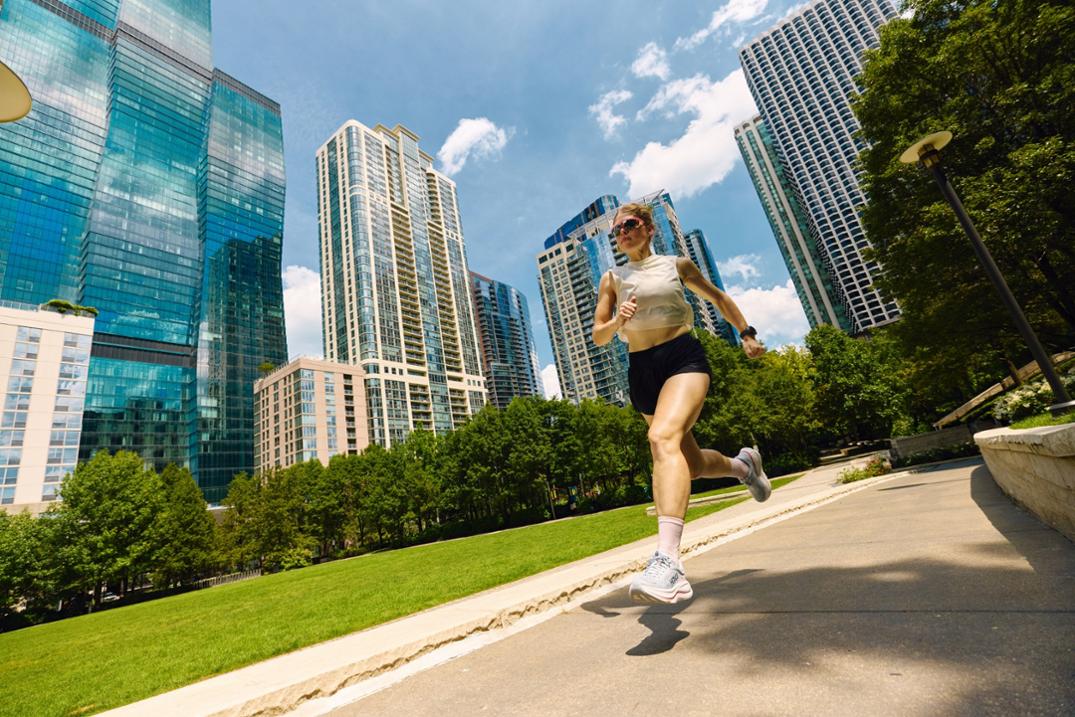 Location Image for Bondi 9 Road-Running Shoes - Women's