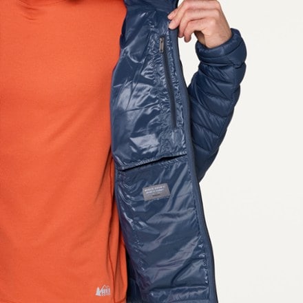 Patagonia Down Sweater Hoody - Men's 6