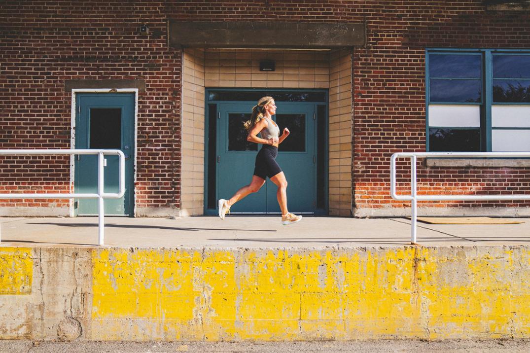 Location Image for Via Olympus Road-Running Shoes - Women's