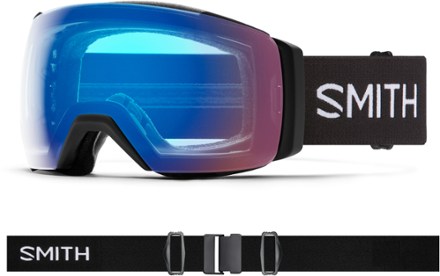 Smith I/O MAG XL ChromaPop Photochromic Snow Goggles with gogglesoc - Low-Bridge Fit 6