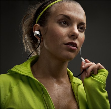 In Use (White/Black)