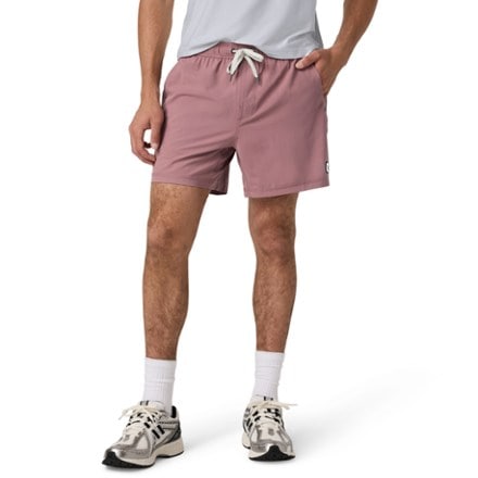 Vuori Kore Shorts - Men's 5" Inseam 1