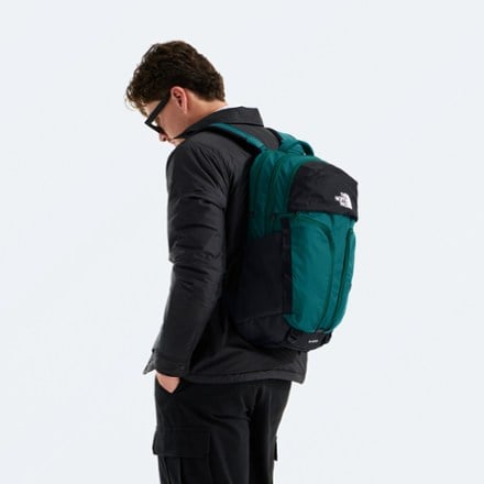 The North Face Surge Pack - Men's 1