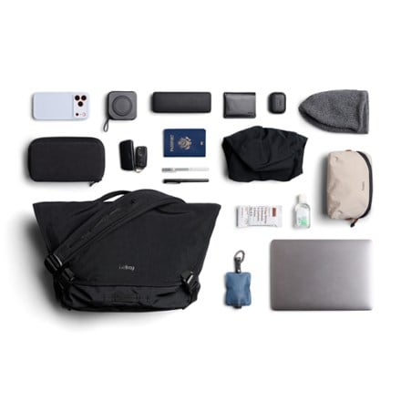 Bellroy Venture Messenger Bag - 14" Accessories/contents not included