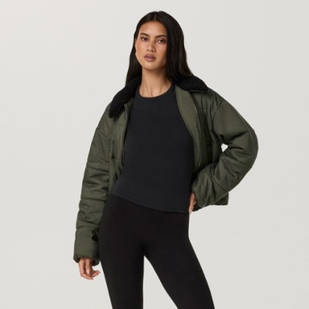 Vuori Canyon Insulated Roam Jacket - Women's 7