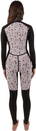 Sisstrevolution Seven Seas 3/2 Back-Zip Full Wetsuit - Women's 5