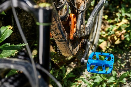 ethirteen Base Pedals 2