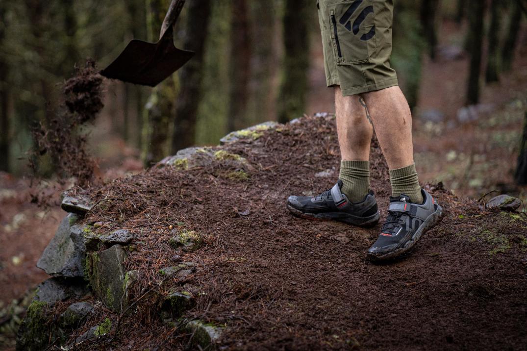 Location Image for Trailcross Clip-In Mountain Bike Shoes - Men's