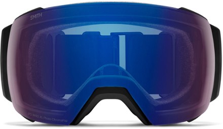 Smith I/O MAG XL ChromaPop Photochromic Snow Goggles with gogglesoc - Low-Bridge Fit 2