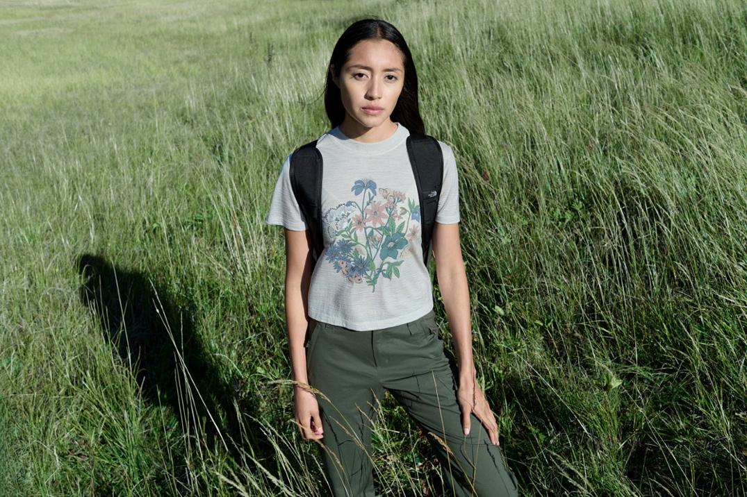 Location Image for Merino 150 Tech Lite NZ Flora Crop T-Shirt - Women's