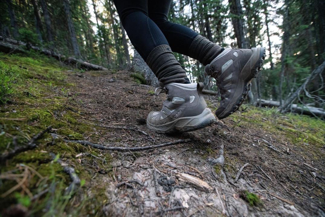 Location Image for Sawtooth Ascent Mid Waterproof Hiking Boots - Women's