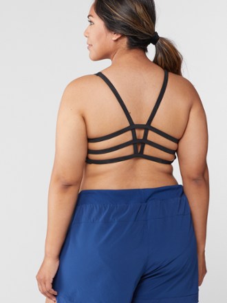 Vuori Yosemite Bra 2