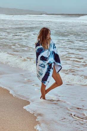 Slowtide Indigo Sun Towel 4