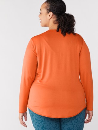 REI Co-op Lightweight Base Layer Long-Sleeve Crew Top - Women's Plus Sizes 2