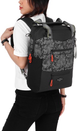 Sherpani Camden Pack - Women's 5