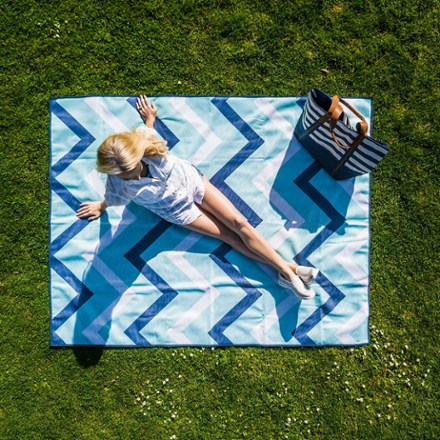 CGear Multimats Sandlite Sand-Free Mat 1