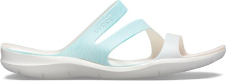 crocs sandals women