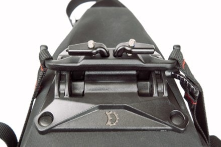 Revelate Designs Spinelock 16L Seat Bag 2