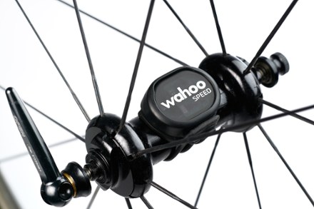 wahoo RPM Speed monitor on bike wheel
