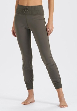Vuori Daily Joggers - Women's 0
