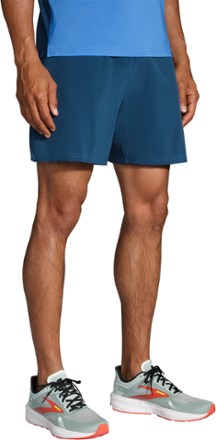 Brooks Run Within 7" Linerless Shorts - Men's 1