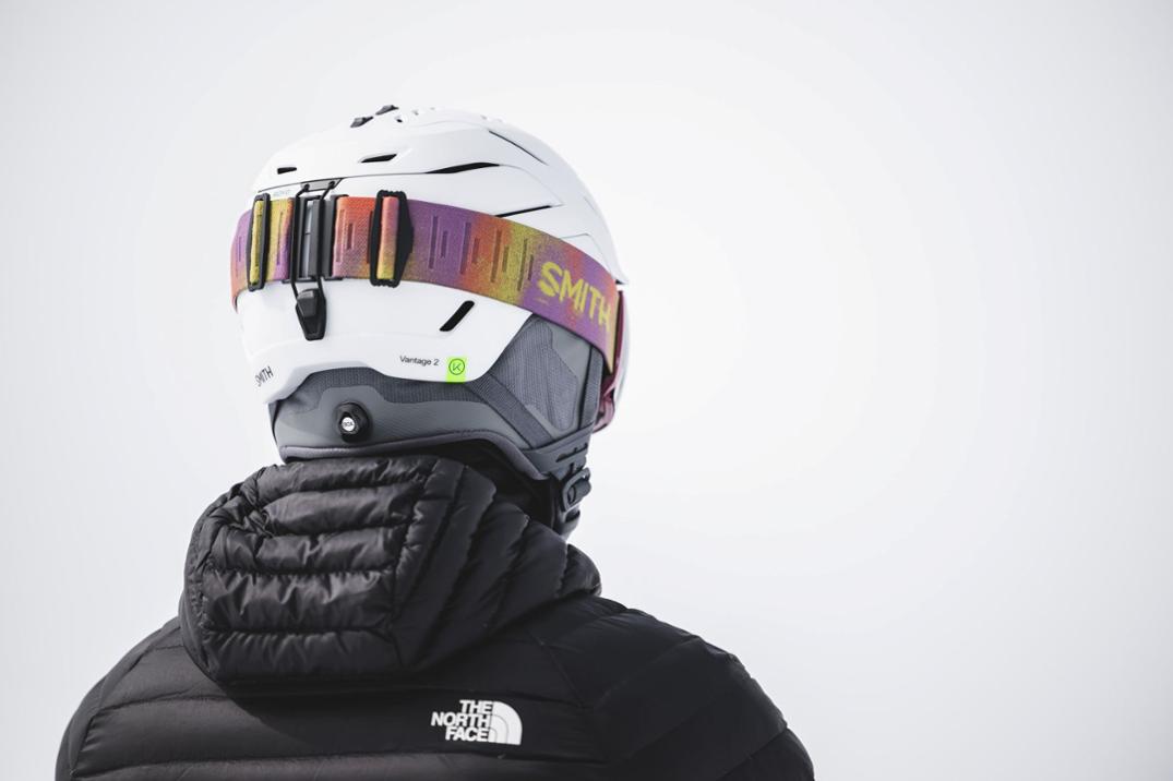 Location Image for I/O MAG XL ChromaPop Snow Goggles with Lens Protector