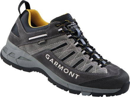 Trail Beast GTX Low Hiking Shoes Men s