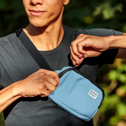 Amphipod R3 Express Convertible Pack 5
