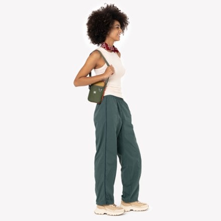 Sherpani Cruz Crossbody Bag - Women's 7