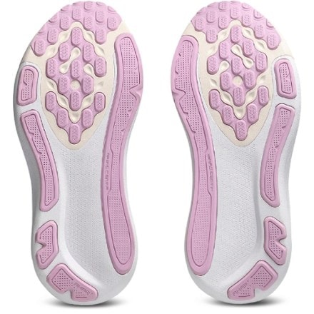 ASICS GEL-Kayano 33 Road-Running Shoes - Women's 4