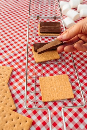 Coghlan's Camper's S'mores Grill 2