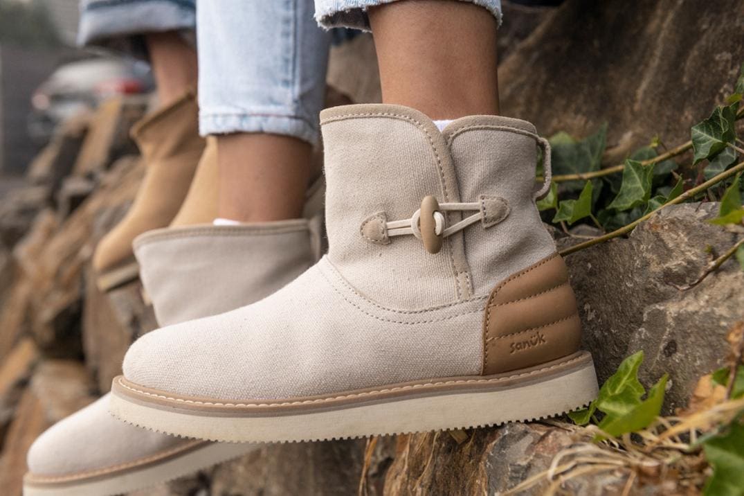 Sanuk Cozy Vibe Surf Check SL Boots - Women's | REI Co-op