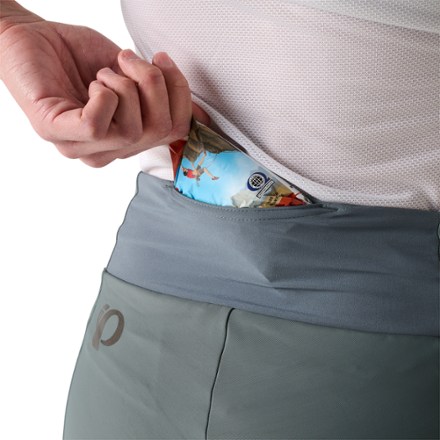 PEARL iZUMi Expedition Cycling Shorts - Women's 5