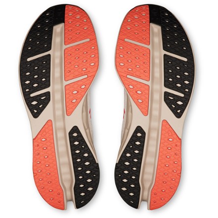 On Cloudsurfer Max Road-Running Shoes - Women's 6