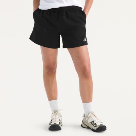 Evolution Simple Dome Shorts - Women's