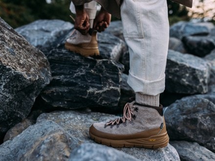 Danner Mountain 600 ID GTX Hiking Boots - Men's 9