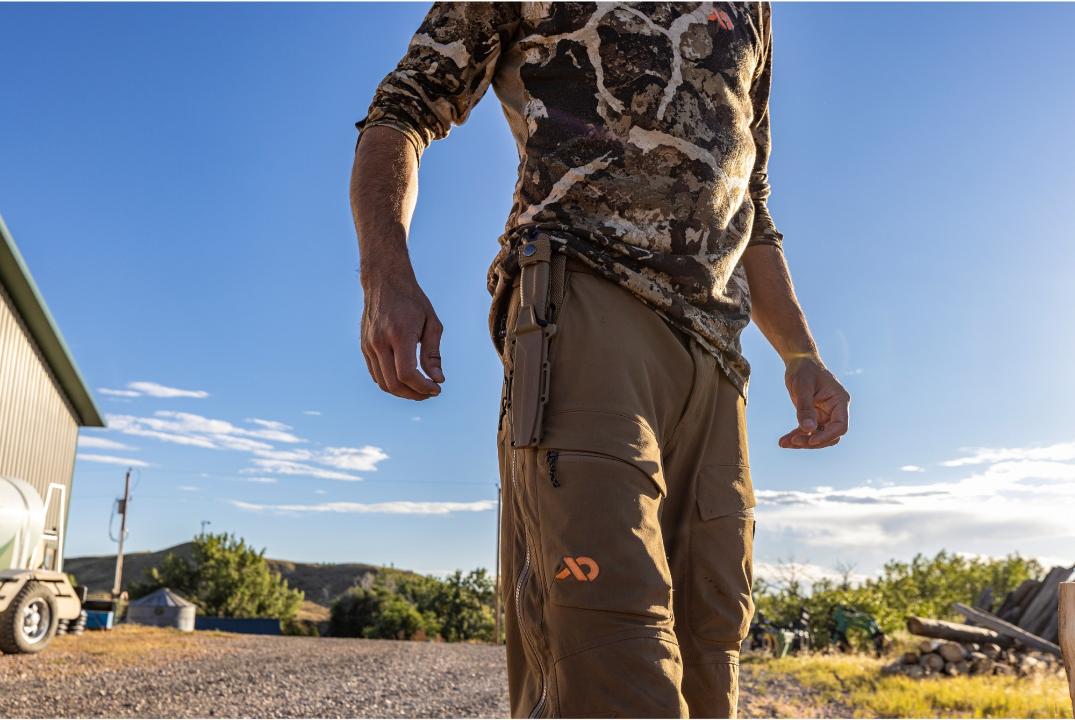 Location Image for StrongArm Serrated Fixed Blade Knife