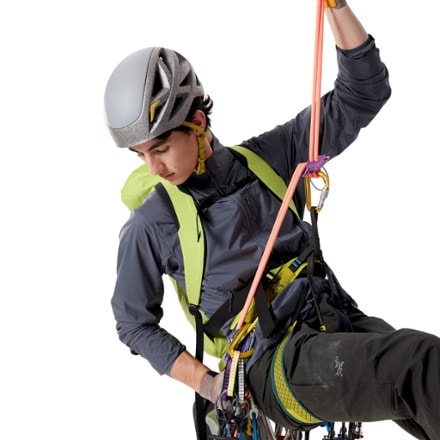 Arc'teryx Squamish Jacket - Men's 6