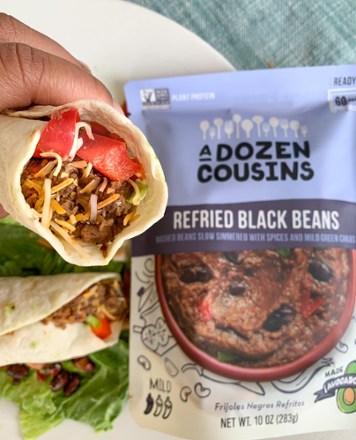 A Dozen Cousins Seasoned Refried Beans - 2 servings 2