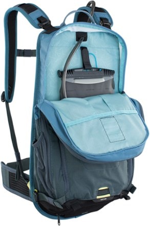 EVOC Stage 18 Pack 4
