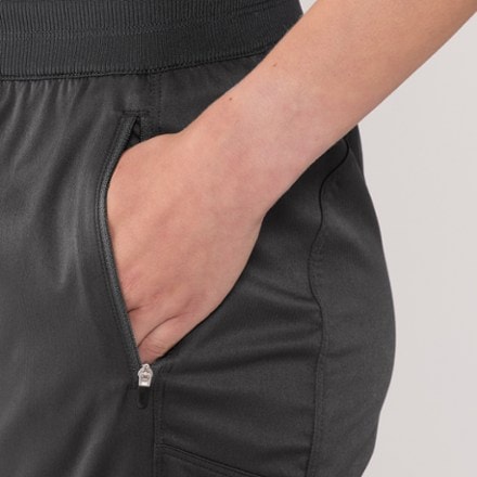 The North Face Aphrodite Motion Pants - Women's 6