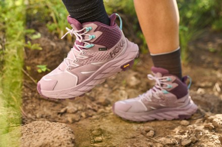 HOKA Anacapa Mid GTX Hiking Boots - Women's 7