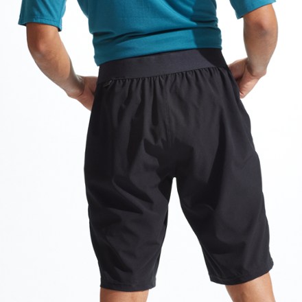 PEARL iZUMi Canyon Bike Shorts with Liner - Men's 2