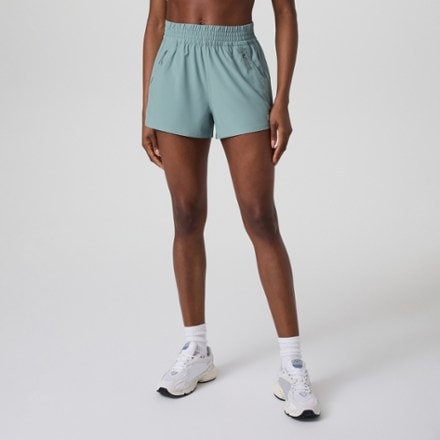 Vuori Dash Shorts 2.0 - Women's 1