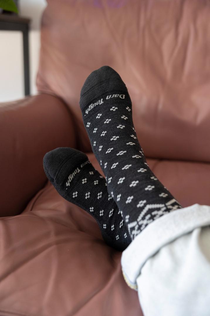 Location Image for Shetland Crew Lightweight Lifestyle Socks - Women's