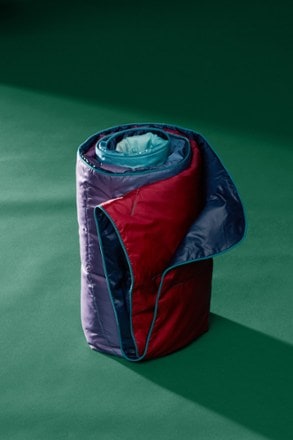 Rumpl NanoLoft Puffy Travel Blanket 3