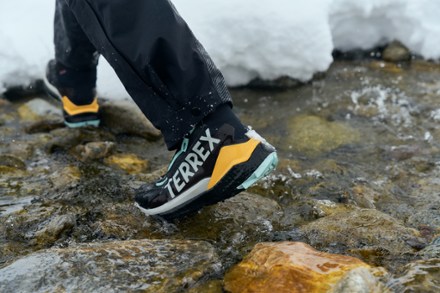 Adidas terrex c deals