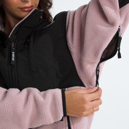 The North Face Retro Denali Jacket - Women's 4
